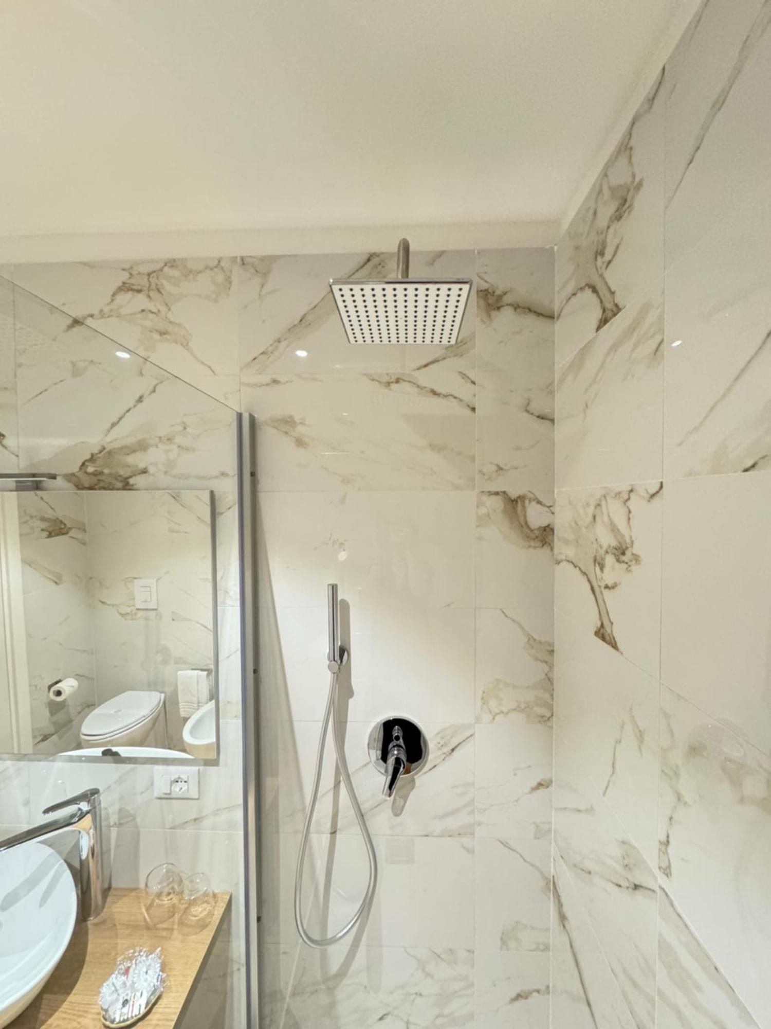 Feel Boutique Rooms Oristano Exterior photo